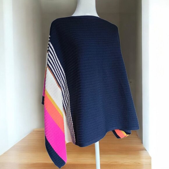 TRINA TURK ( XS/M) Chic Merino Wool Ponch with Boatneck Draped Sleeves - Picture 7 of 8